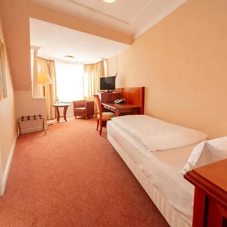 Hanseatischer Hof 4*