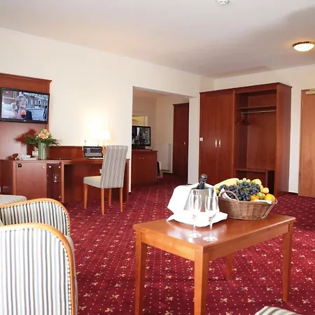 Hanseatischer Hof 4*