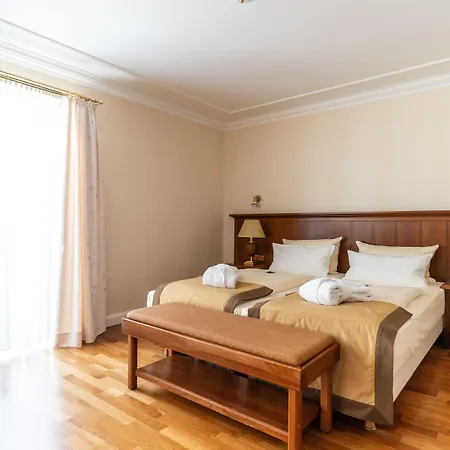 Отель Hanseatischer Hof 4*