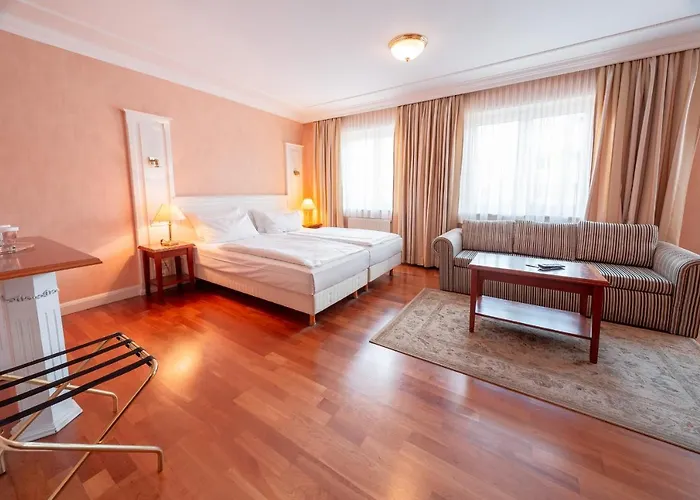 Hotel Hanseatischer Hof 4*